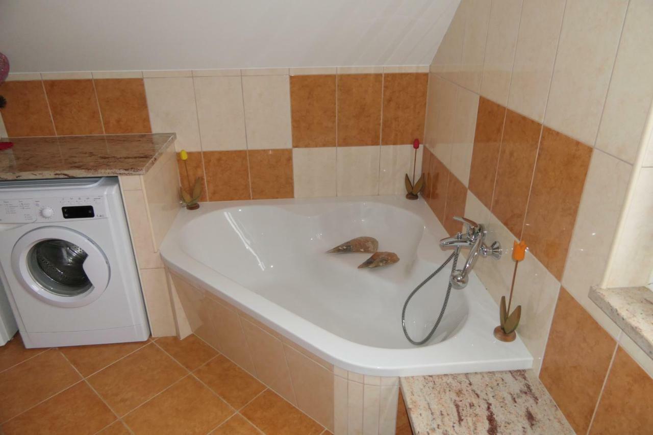 Apartments And Rooms Brunko Bled Esterno foto